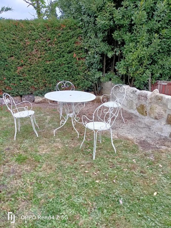 Gite Insolite Le Pressoir En Touraine Vallières-les-Grandes Exterior foto
